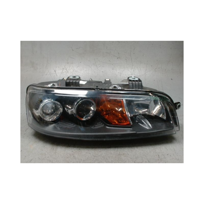 PHARE DROIT FIAT PUNTO 99-2003