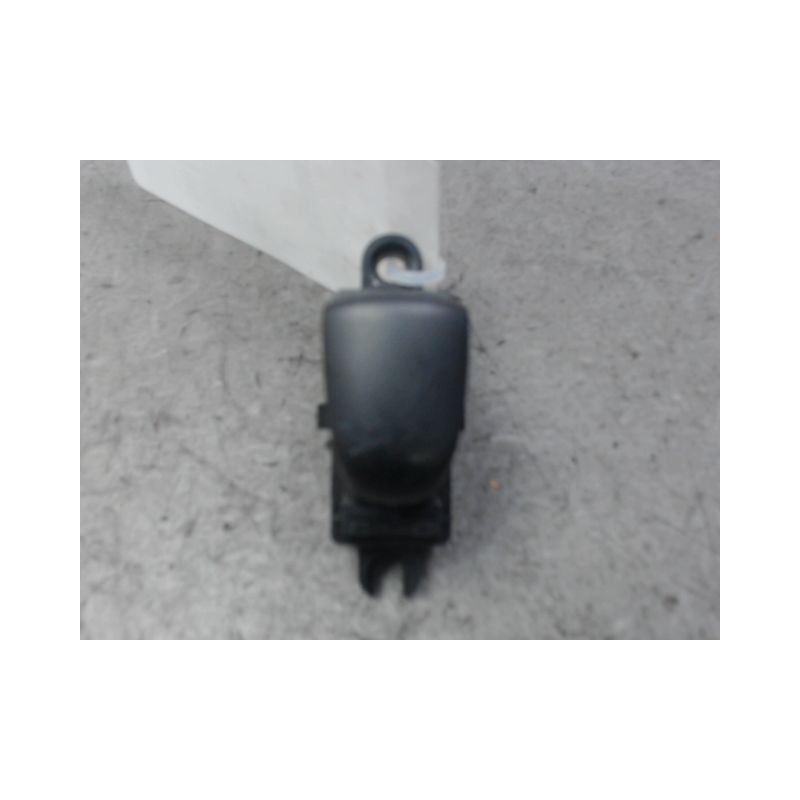 COMMANDE LEVE-GLACE PORTE ARD NISSAN QASHQAI