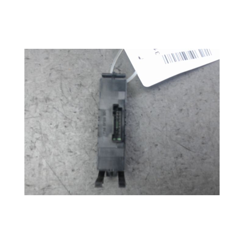 COMMANDE LEVE-GLACE PORTE AVD B.M.W. SERIE 3