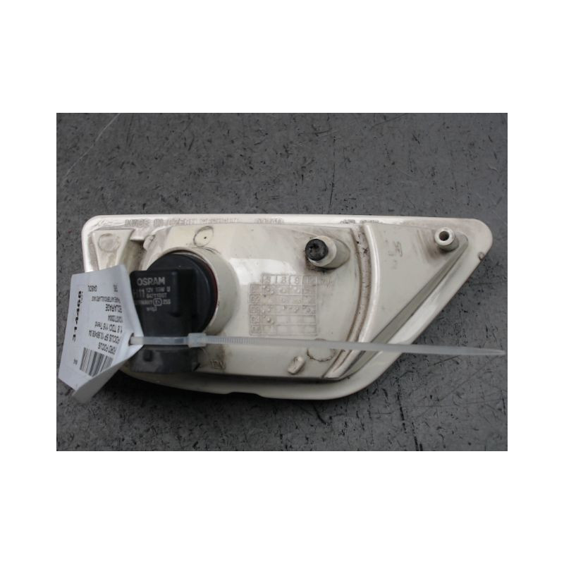 PHARE ANTIBROUILLARD AVANT GAUCHE FORD FOCUS 98-04