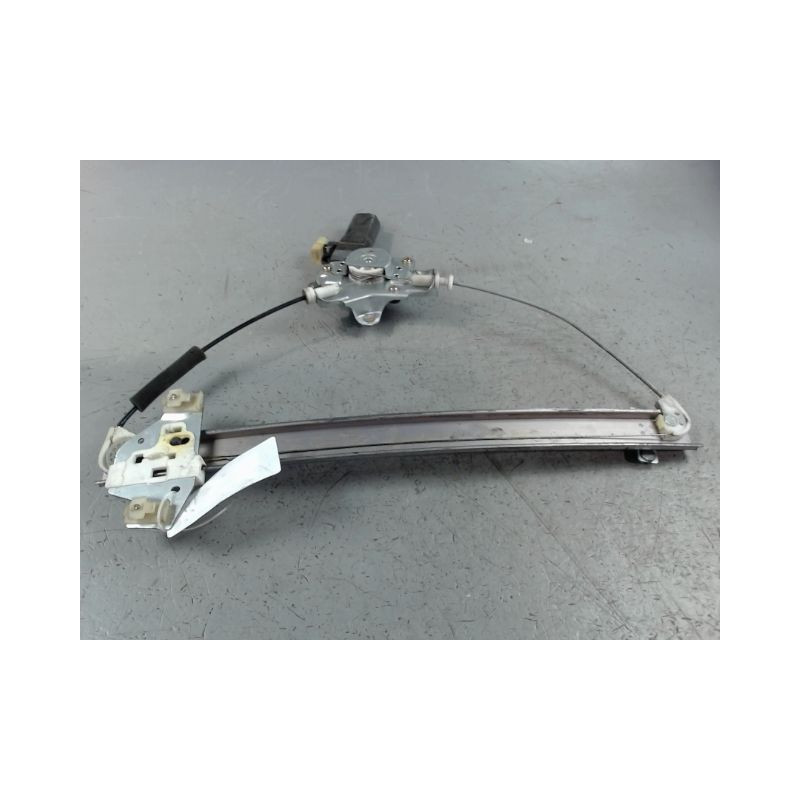 MECANISME+MOTEUR LEVE-GLACE AVANT DROIT HYUNDAI GETZ 02-05
