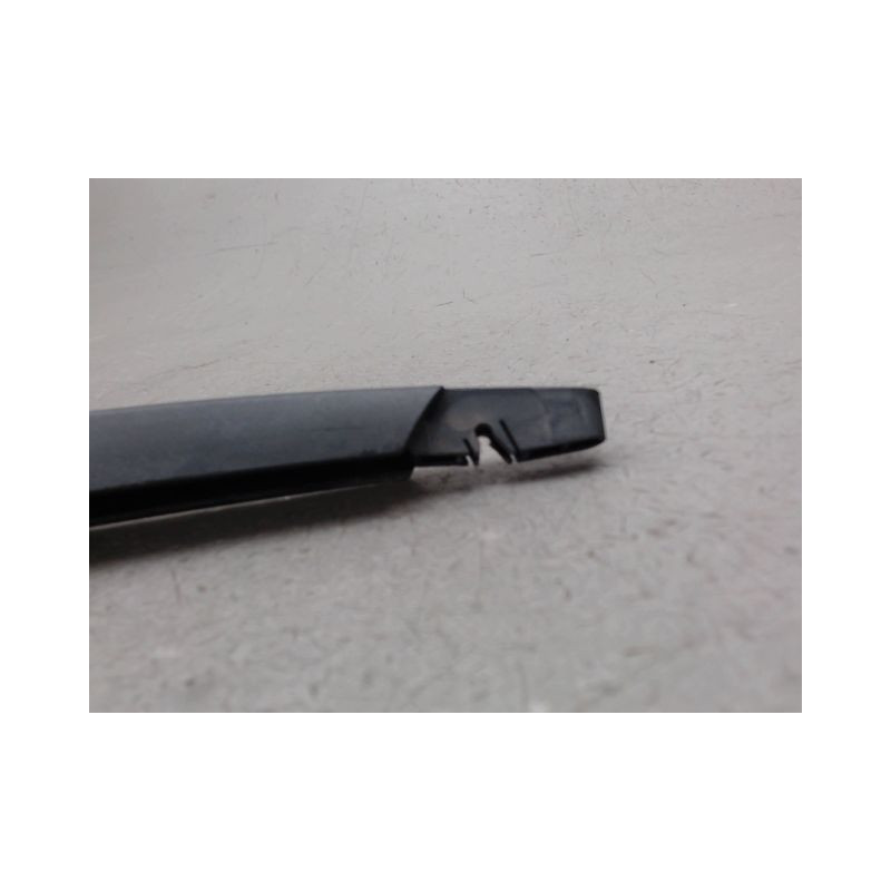 BRAS ESSUIE-GLACE ARRIERE OPEL CORSA