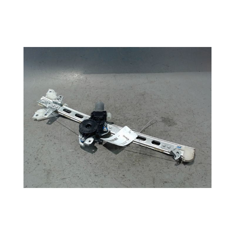 MECANISME+MOTEUR LEVE-GLACE AVANT DROIT SUZUKI SX4