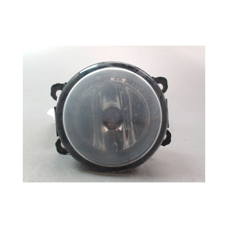 PHARE ANTIBROUILLARD AVANT DROIT SUZUKI SWIFT III 2005-2011