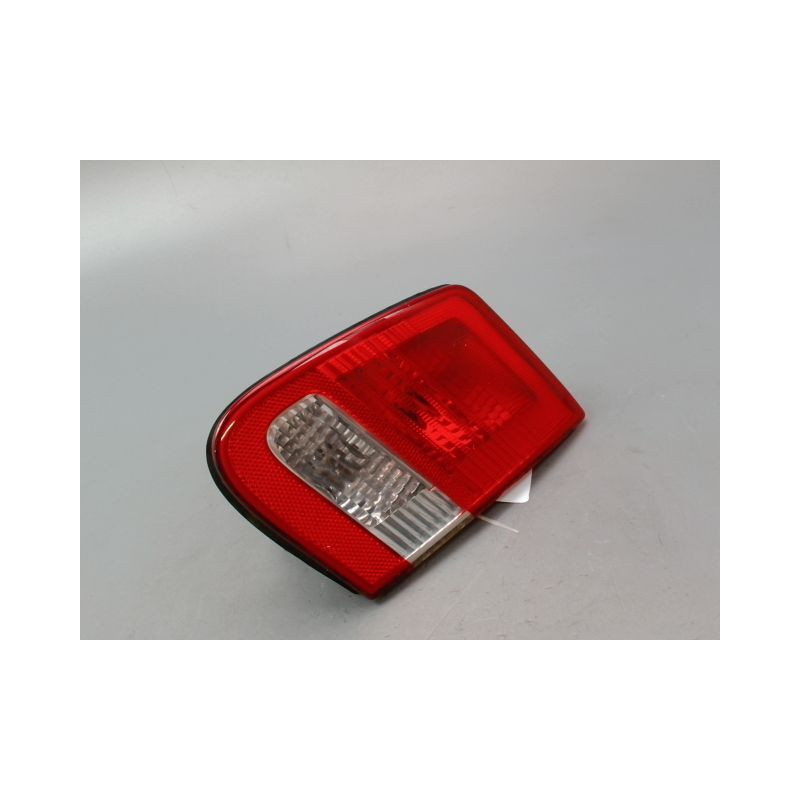 FEU ARRIERE INTERIEUR DROIT SAAB 9-3 5P