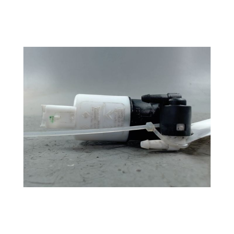 POMPE LAVE-GLACE AVANT RENAULT GRAND SCENIC II 2004-06