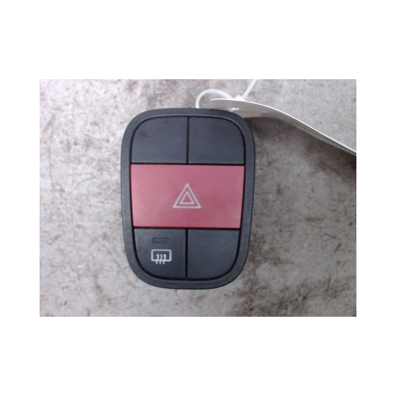 BOUTON DE WARNING CITROEN NEMO 2007-
