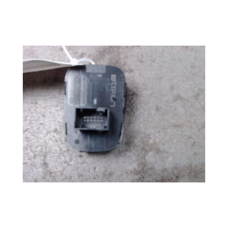 BOUTON DE WARNING CITROEN NEMO 2007-