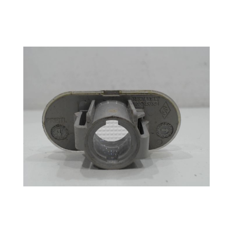 REPETITEUR AILE DROIT RENAULT TWINGO