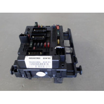 BOITE A FUSIBLES PEUGEOT 406