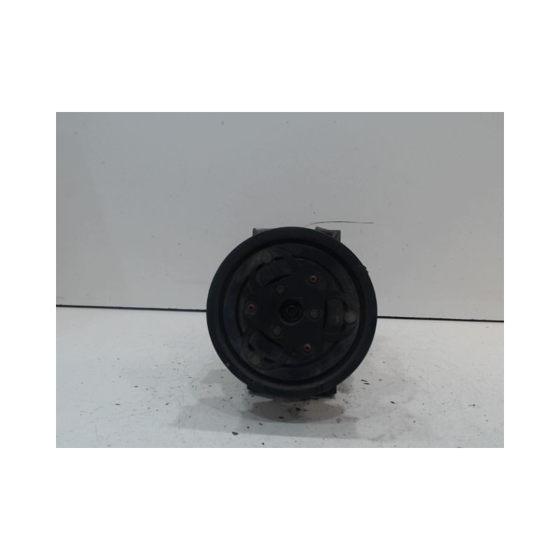 COMPRESSEUR AIR CONDITIONNE DACIA SANDERO