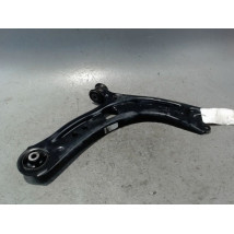 TRIANGLE INFERIEUR AVANT DROIT VOLKSWAGEN GOLF