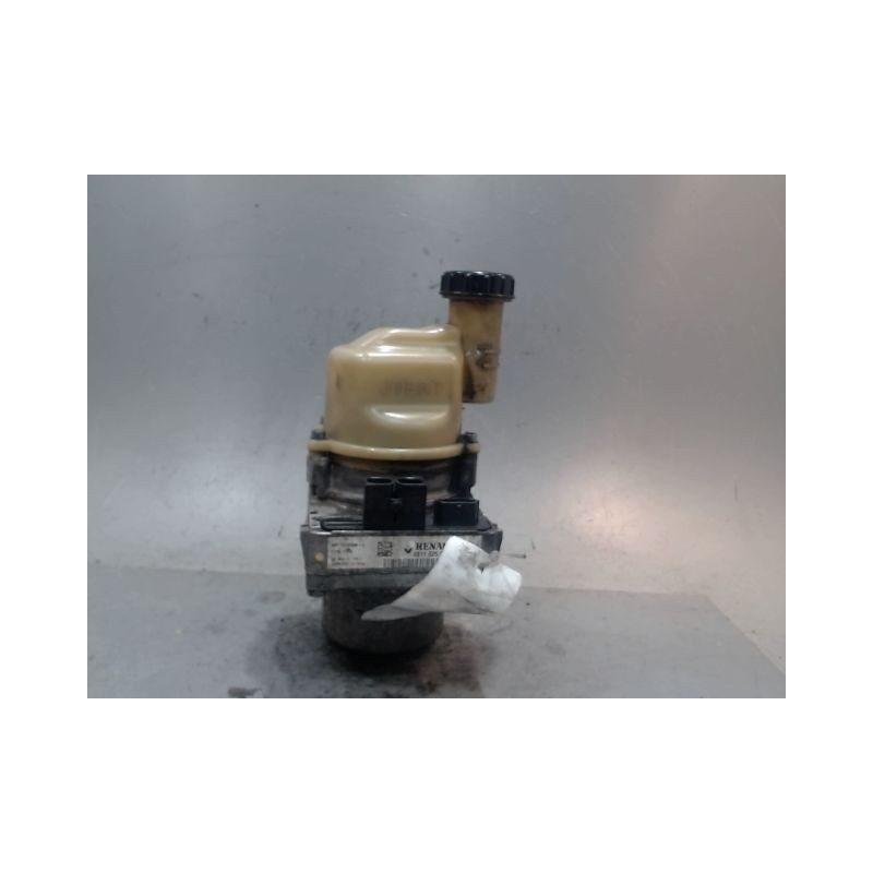 POMPE DIRECTION ASSISTEE DACIA SANDERO