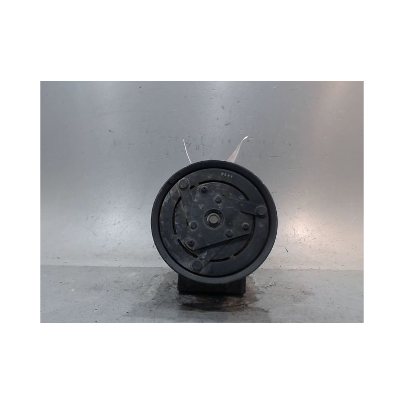 COMPRESSEUR AIR CONDITIONNE DACIA SANDERO