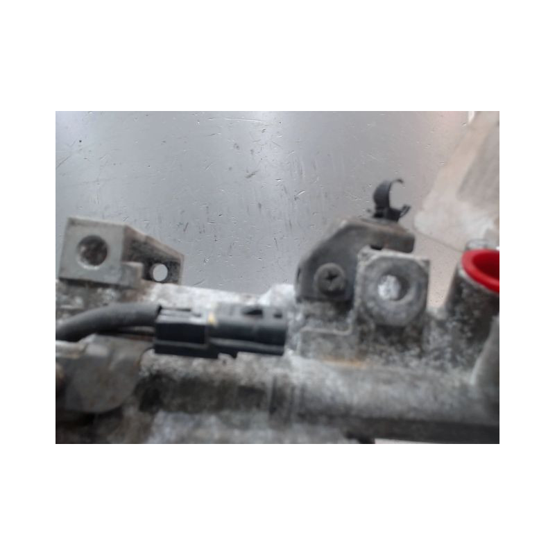 COMPRESSEUR AIR CONDITIONNE DACIA SANDERO
