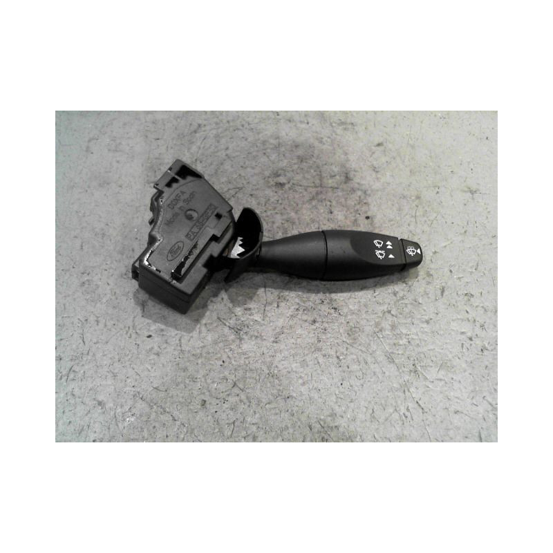 COMMANDE ESSUIE GLACE FORD FOCUS