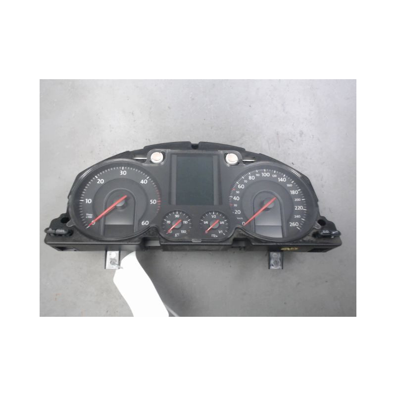 BLOC COMPTEURS VOLKSWAGEN PASSAT 2005-