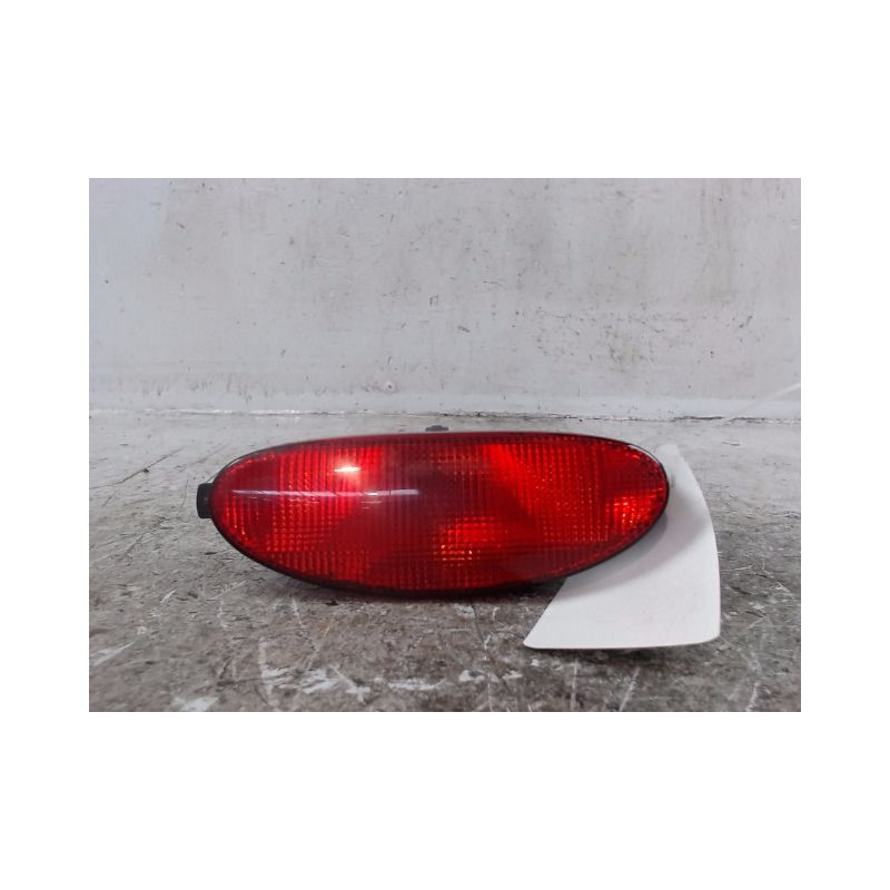 FEU BROUILLARD CENTRAL ARRIERE PEUGEOT 206 5P