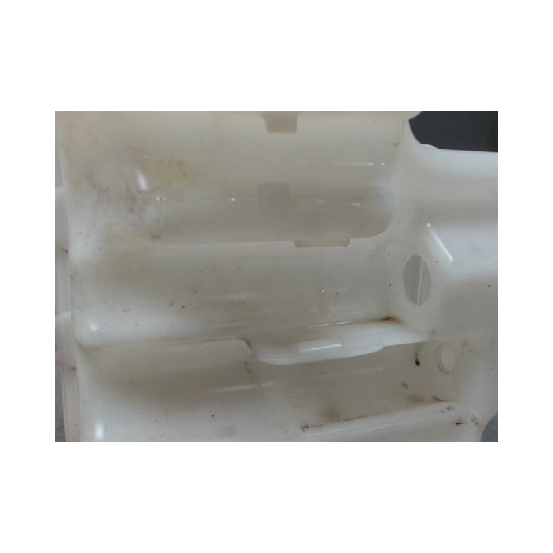 RESERVOIR LAVE-GLACE AVANT B.M.W. SERIE 7