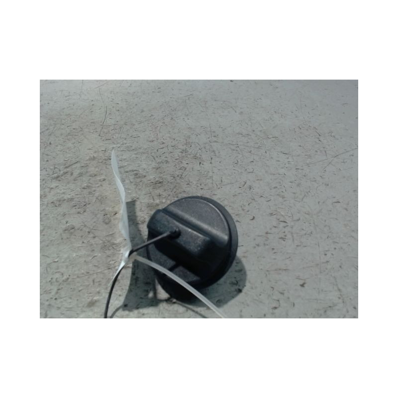BOUCHON RESERVOIR A CARBURANT RENAULT CLIO IV