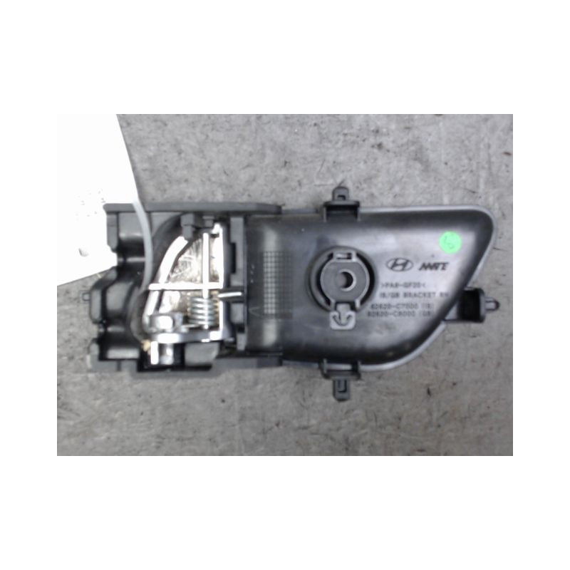 POIGNEE INTERIEURE PORTE AVANT DROIT HYUNDAI I20