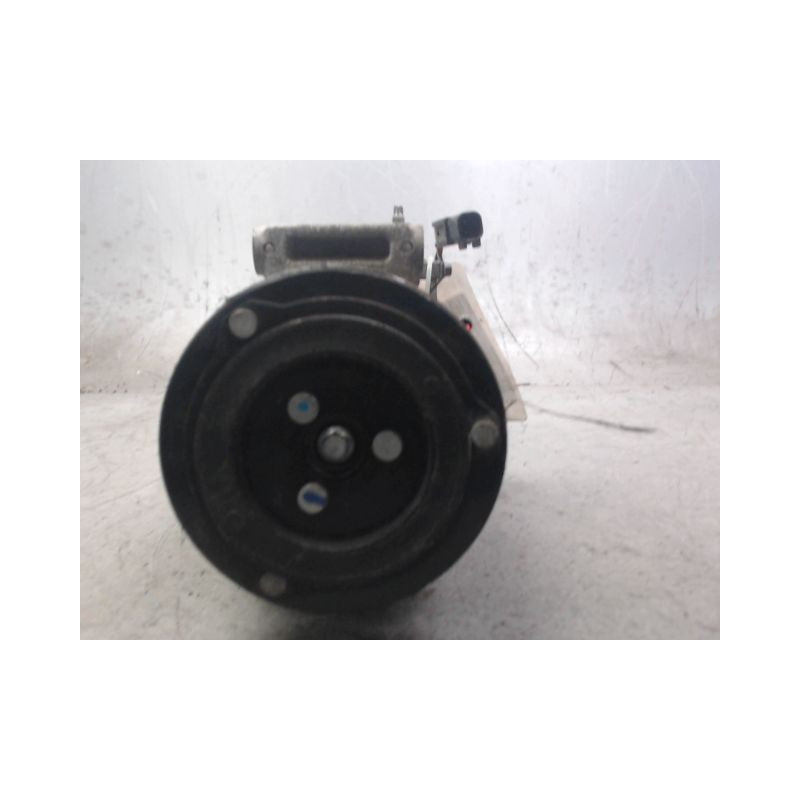 COMPRESSEUR AIR CONDITIONNE FORD FIESTA