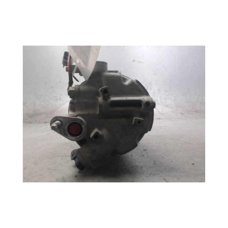 COMPRESSEUR AIR CONDITIONNE FORD FIESTA