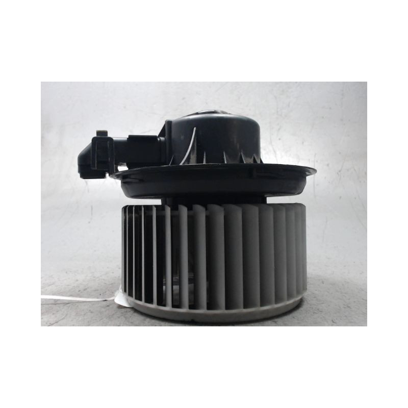 MOTEUR VENTILATEUR CHAUFFAGE HYUNDAI I20