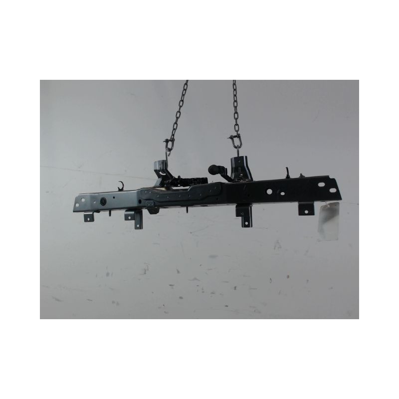 TRAVERSE SUPERIEURE ARMATURE AVANT NISSAN QASHQAI