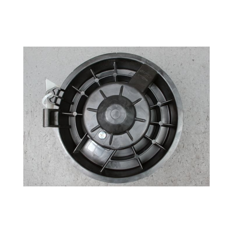 MOTEUR VENTILATEUR CHAUFFAGE NISSAN QASHQAI