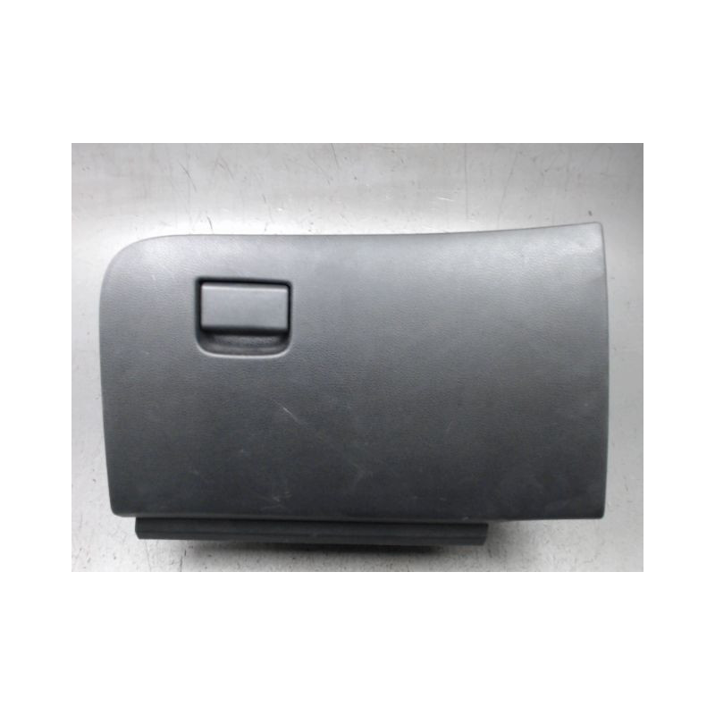 BOITE A GANTS NISSAN QASHQAI