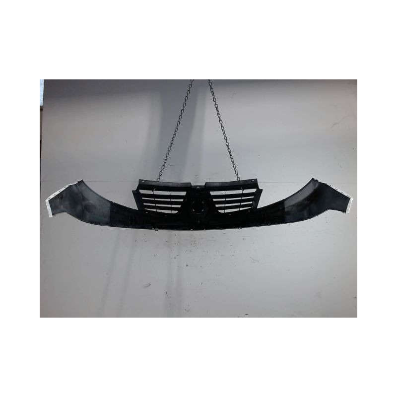 CALANDRE RENAULT TRAFIC PASSENGER