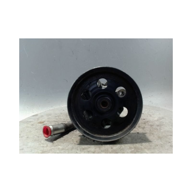 POMPE DIRECTION ASSISTEE CHRYSLER 300C