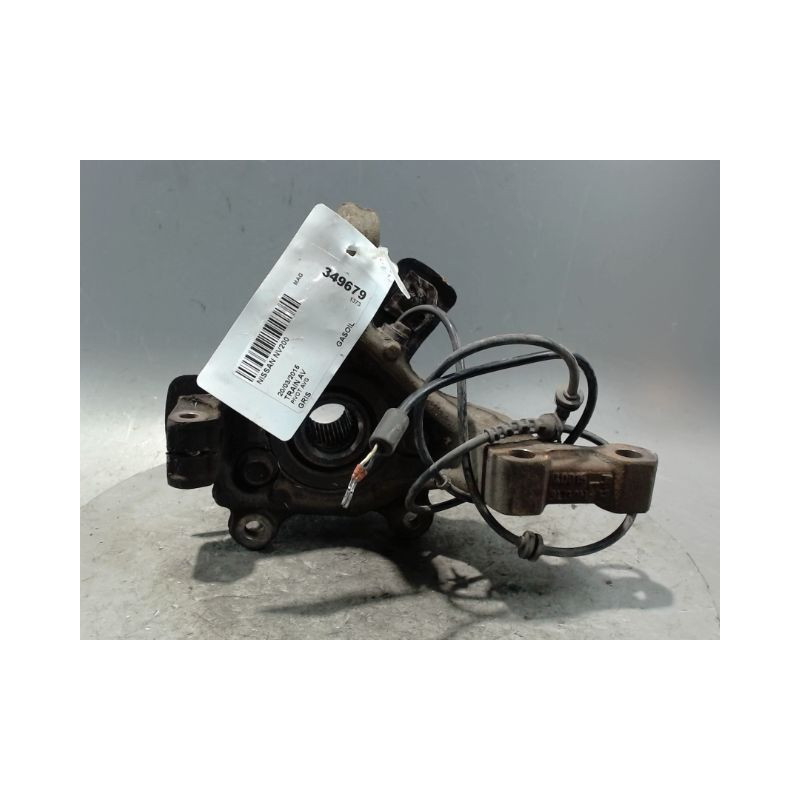 PIVOT AVANT GAUCHE NISSAN NV200