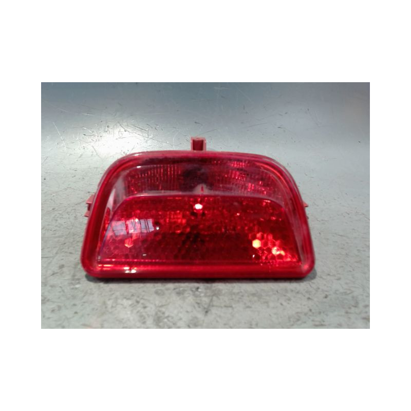 FEU BROUILLARD CENTRAL ARRIERE CHEVROLET MALIBU