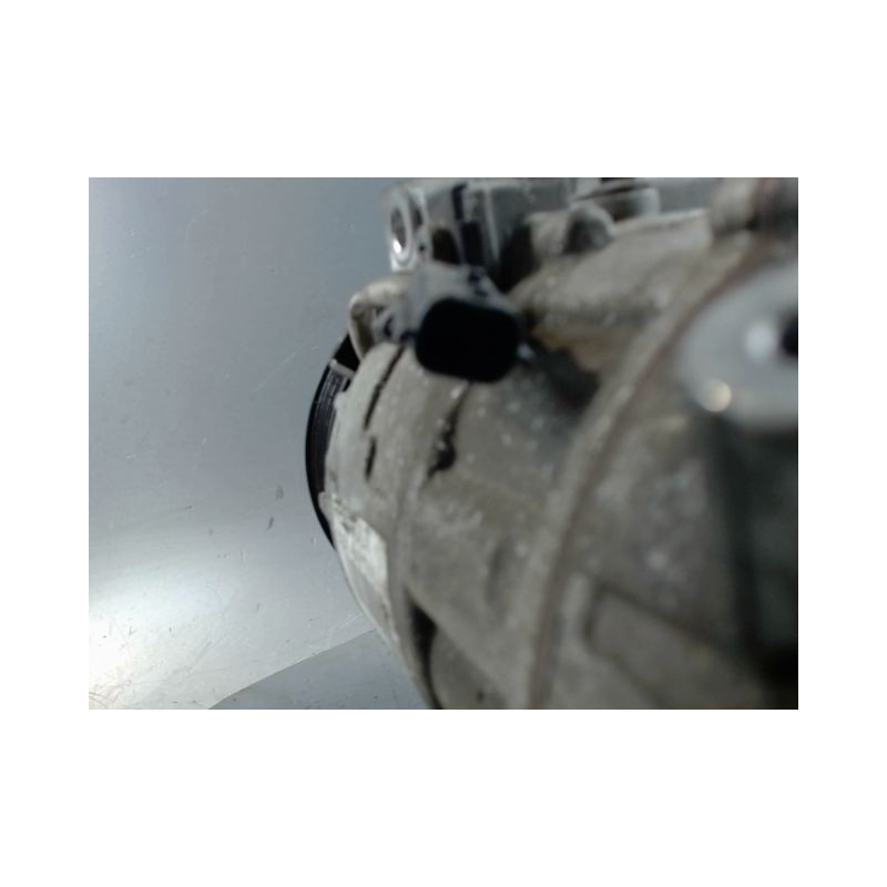 COMPRESSEUR AIR CONDITIONNE RENAULT MASTER