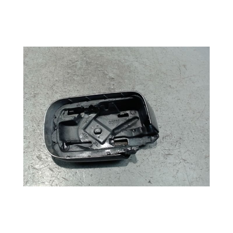 CARENAGE RETROVISEUR EXTERIEUR GAUCHE BMW SERIE 3 (E46) 01-2005