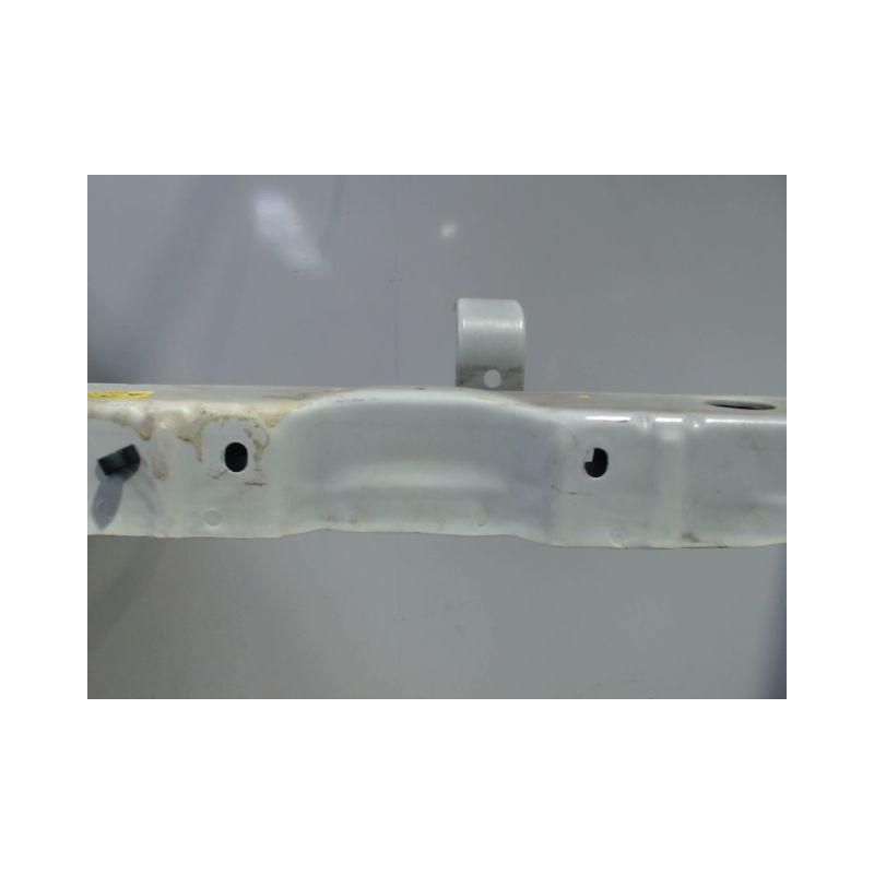 TRAVERSE SUPERIEURE ARMATURE AVANT NISSAN MICRA 2009-