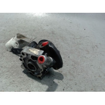 POMPE DIRECTION ASSISTEE FORD MONDEO 2000-2007