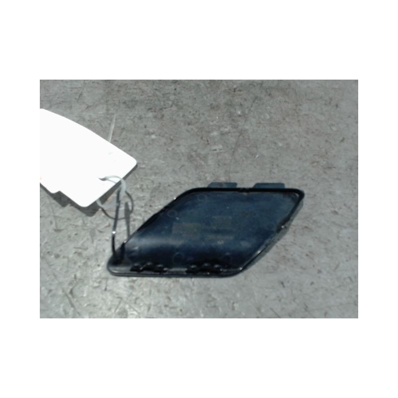 OBTURATEUR COUVRE CROCHET DE BOUCLIER AV MERCEDES CLASSE A 2004-