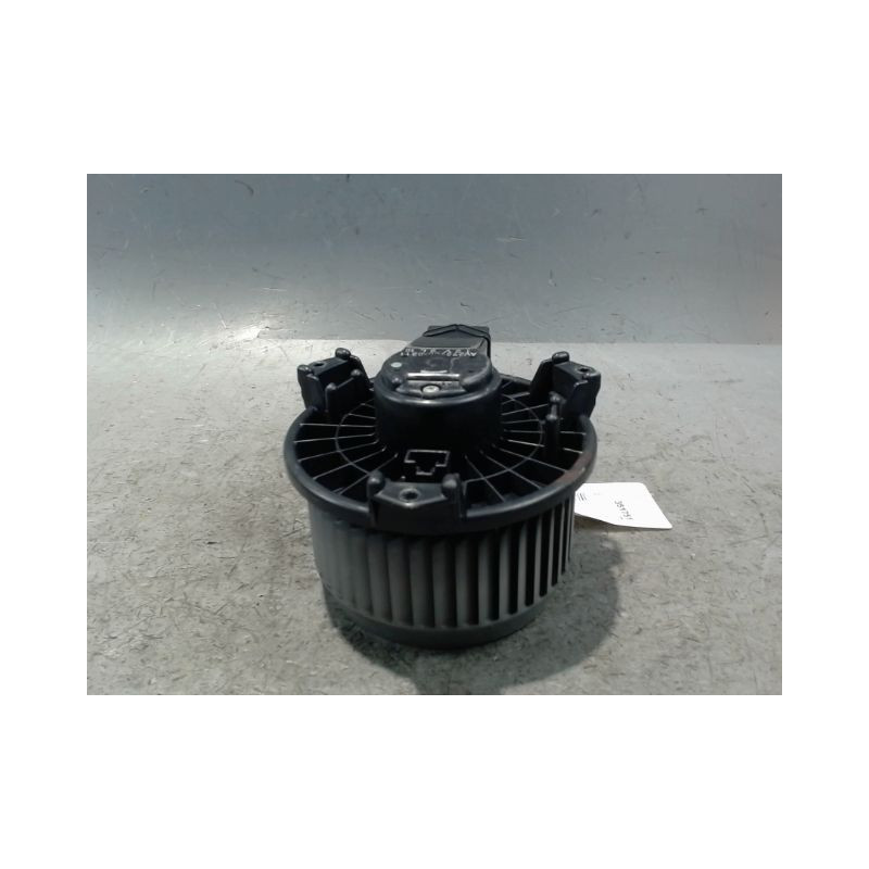 MOTEUR VENTILATEUR CHAUFFAGE TOYOTA YARIS 2005-