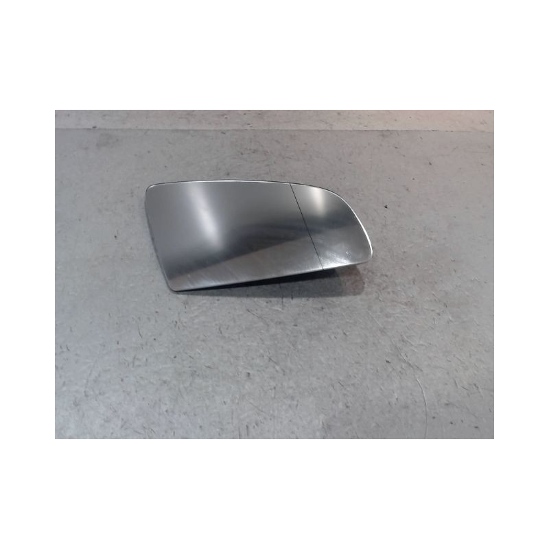 GLACE RETROVISEUR EXT D AUDI A4