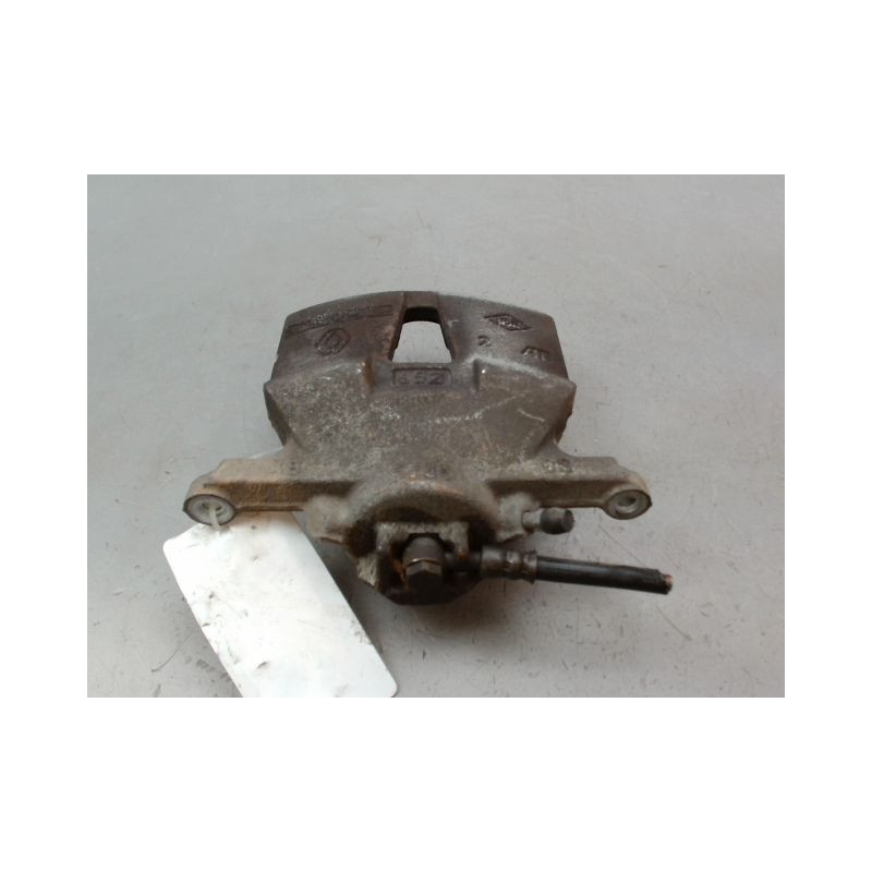 ETRIER DE FREIN AVANT DROIT RENAULT MEGANE IV PHASE 1 2015-