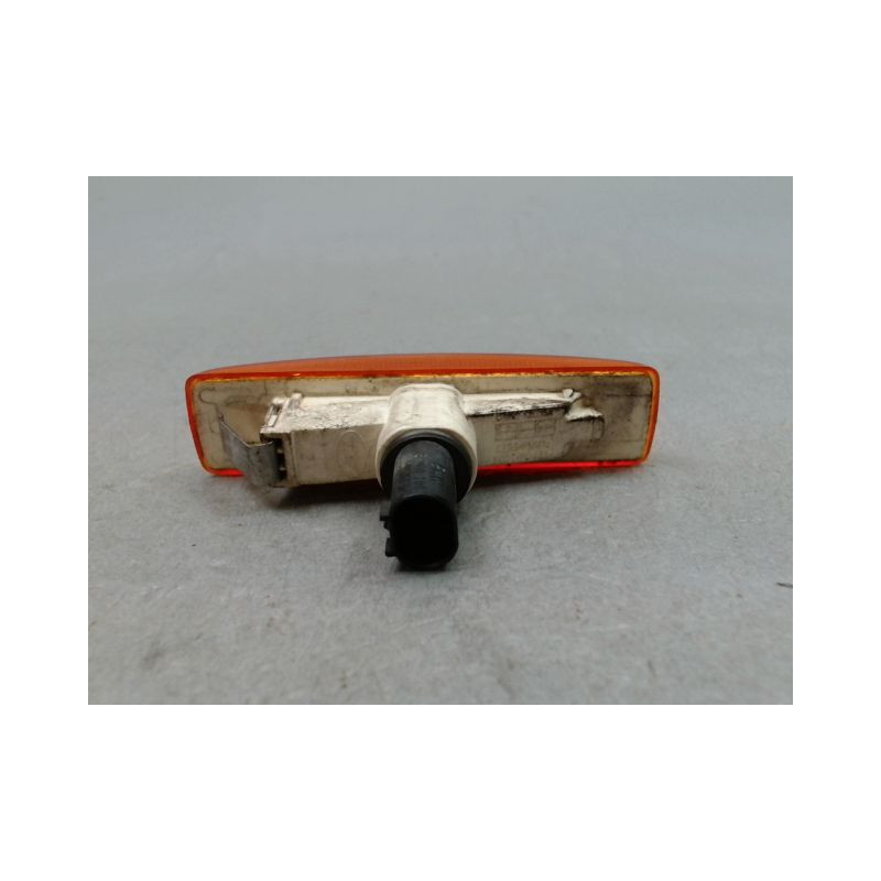 REPETITEUR AILE DROIT LAND ROVER FREELANDER 2007-