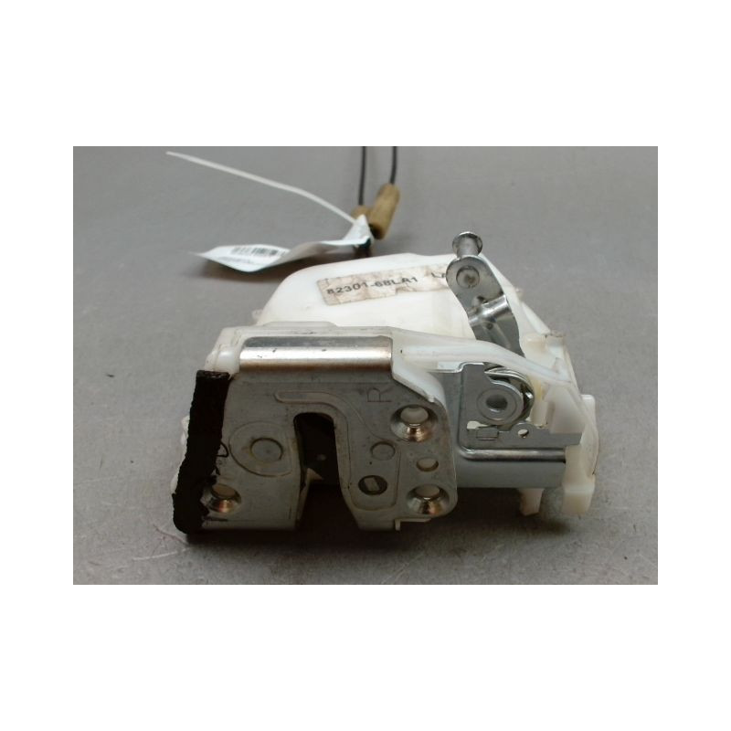 SYSTEME CONDAMNATION ARRIERE DROIT SUZUKI SWIFT