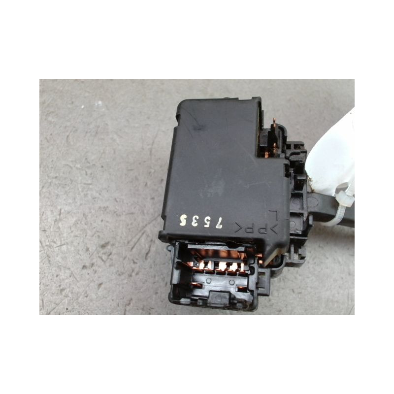COMMANDE ESSUIE GLACE NISSAN PICK-UP PICKUP DBL.CAB. III Phase 2 2002-2006