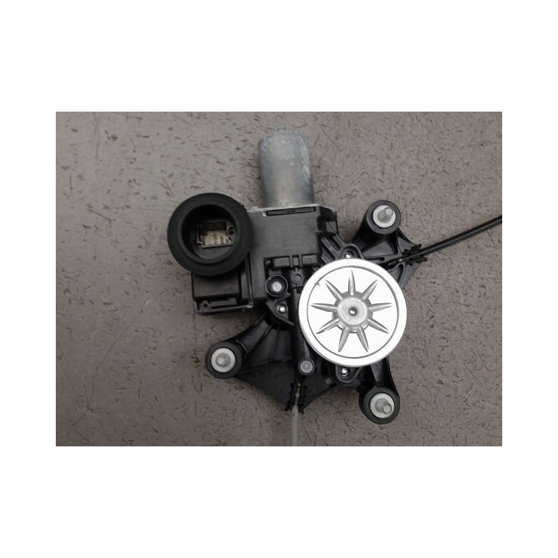 MECANISME LEVE-GLACE ARRIERE DROIT TOYOTA RAV4