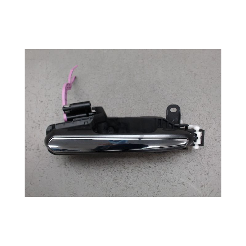 POIGNEE EXTERIEURE PORTE ARRIERE DROIT TOYOTA RAV4