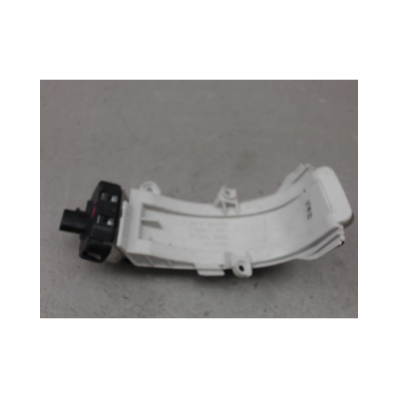REPETITEUR RETROVISEUR GAUCHE TOYOTA U.CRUISER