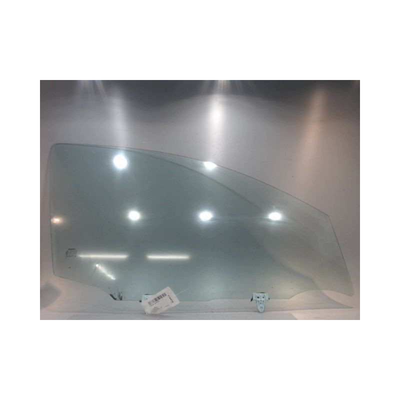GLACE PORTE AVD NISSAN QASHQAI